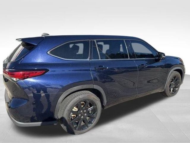 2022 Toyota Highlander L