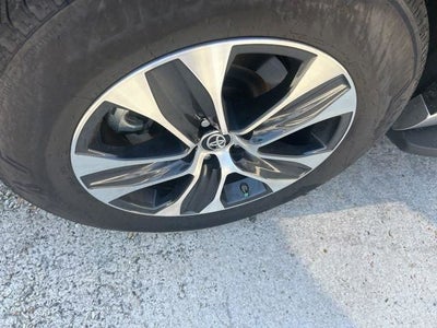 2025 Toyota Highlander Hybrid XLE