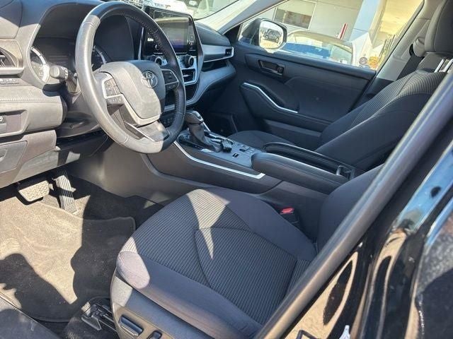 2024 Toyota Highlander LE