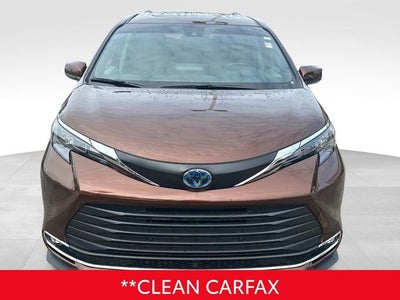 2024 Toyota Sienna XLE 8 Passenger