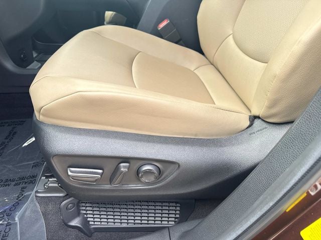 2024 Toyota Sienna XLE 8 Passenger