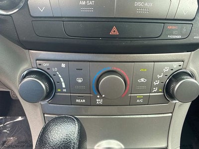 2011 Toyota Highlander Base