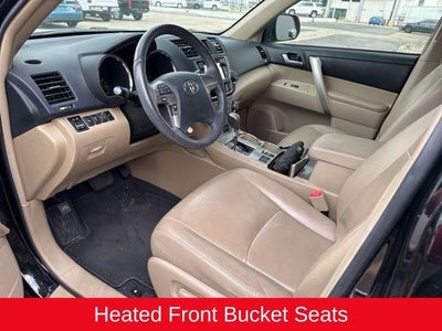 2013 Toyota Highlander SE