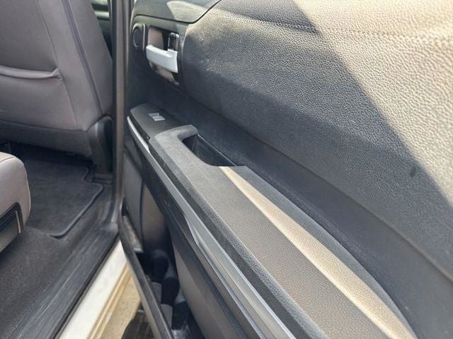 2015 Toyota Tundra SR5 4.6L V8