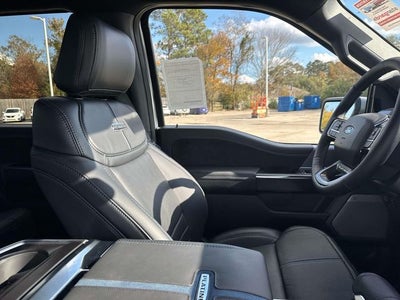 2025 Ford F-150 Platinum