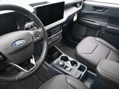 2025 Ford Maverick Lobo Standard